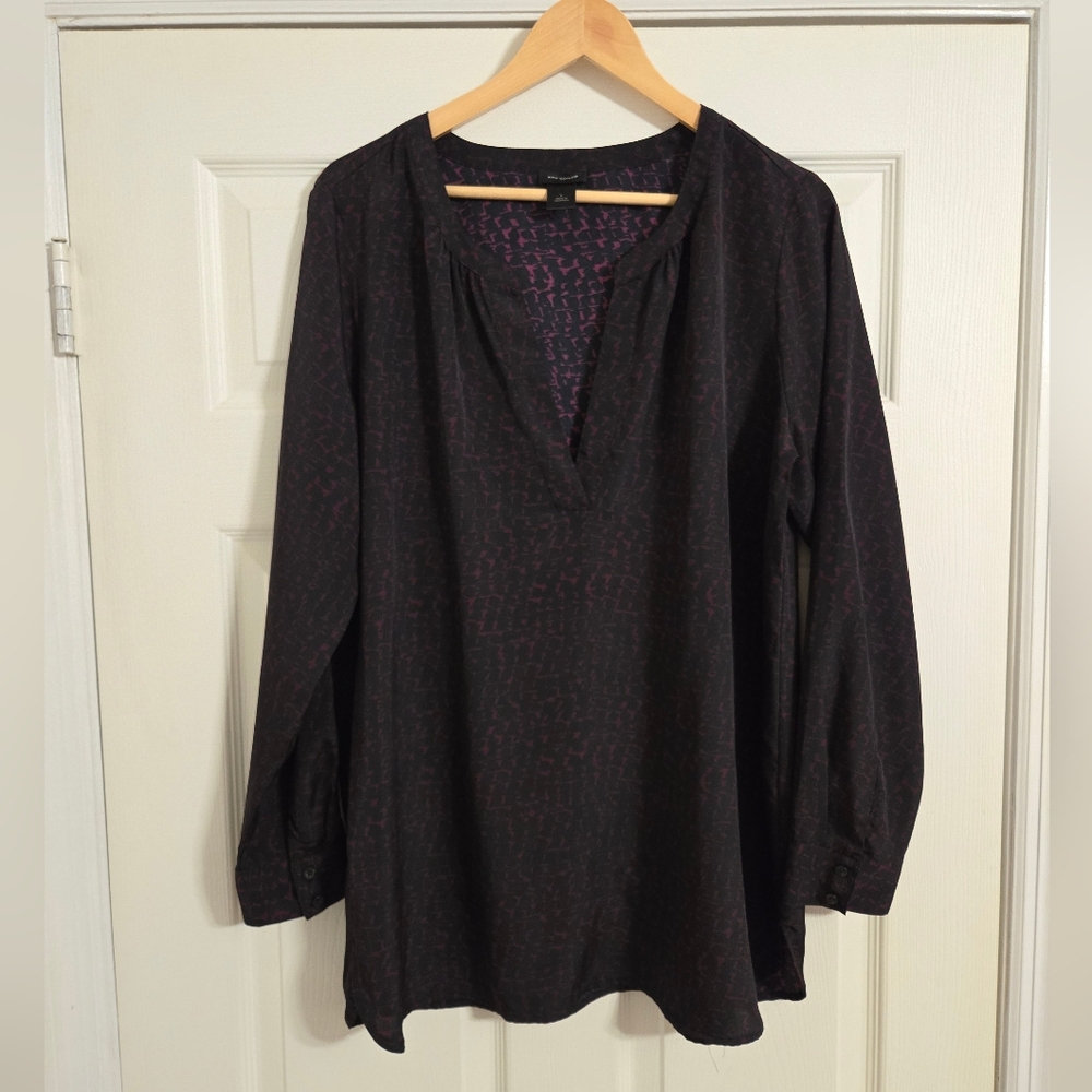 Ann Taylor Women's Black and Purple Patterned Blouse size large